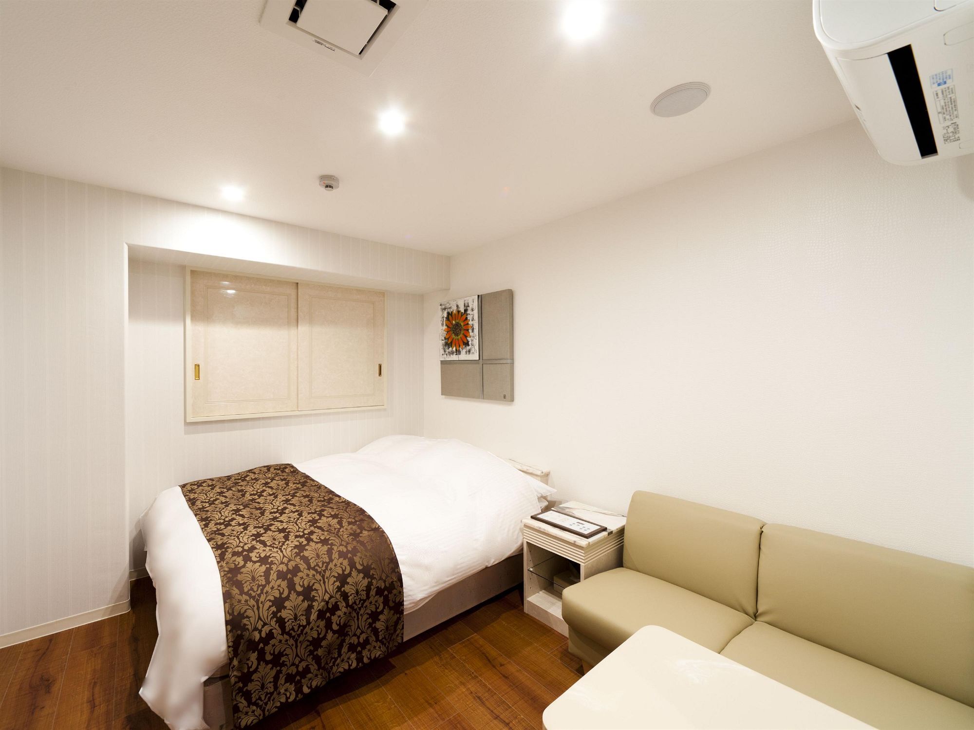 Hotel Fine Aroma Tennoji (Adults Only) Osaka Exteriör bild